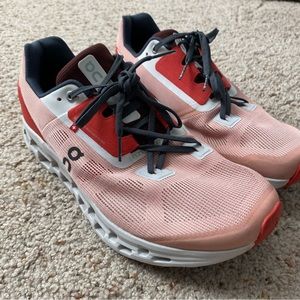 On Cloudstratus Women’s Sneakers - 11